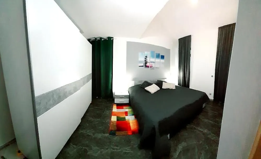 Apartment Apartmani Delas 2 Pjescana Uvala
