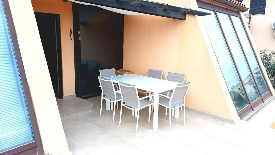 Apartmani Delas 2 Pjescana Uvala