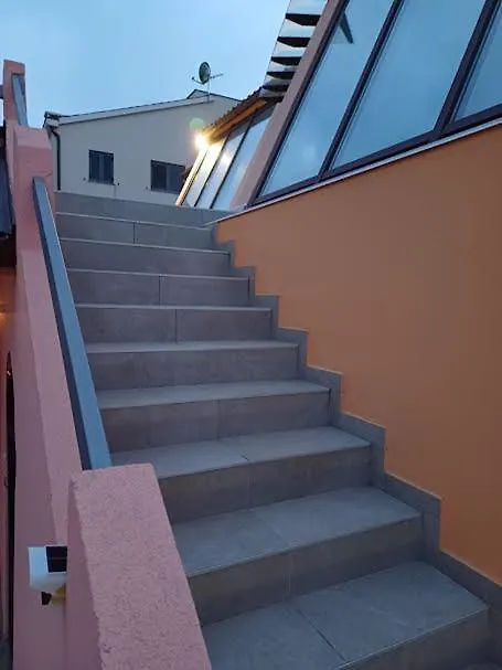 Apartment Apartmani Delas 2 Pjescana Uvala