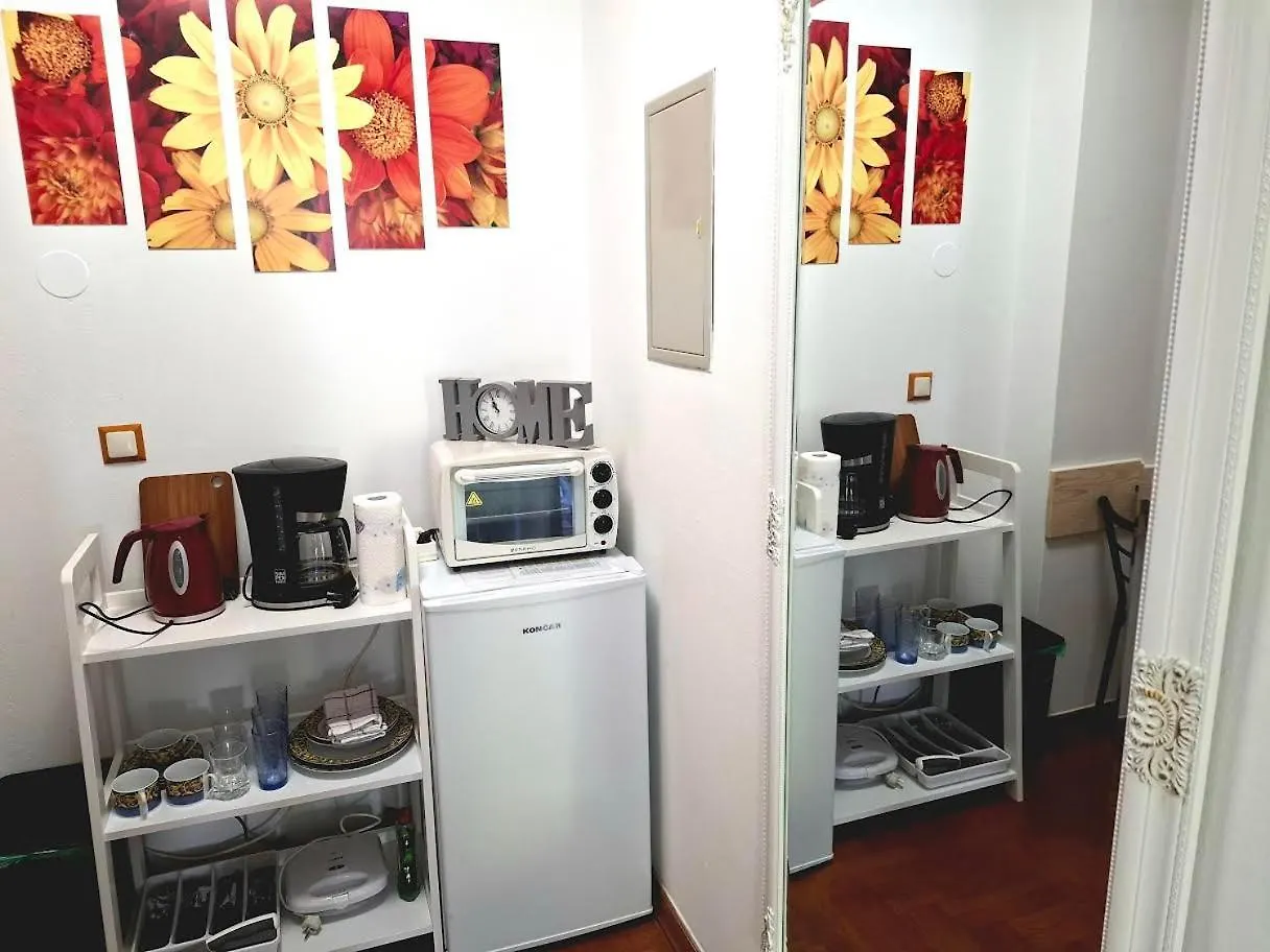 Apartmani Delas 2 Pjescana Uvala Croatia